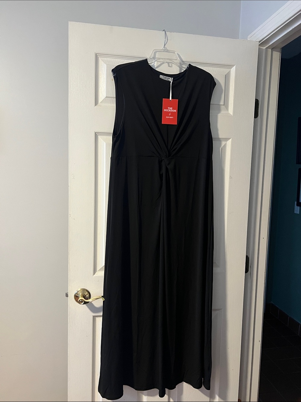 Old Navy Black Sleeveless Maxi Dress with Front Twist
